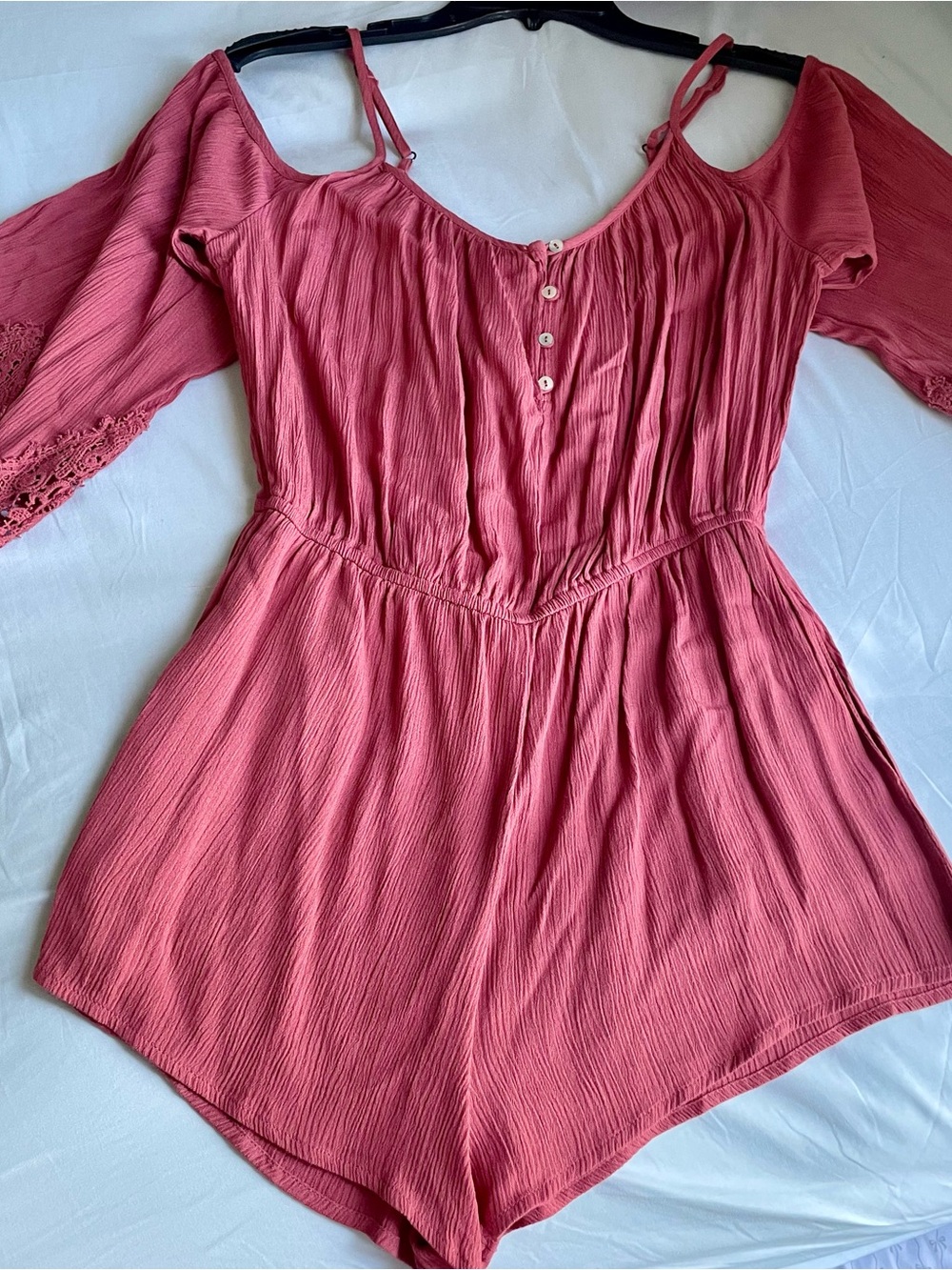 New Forever 21 Rose Pink Cold-Shoulder Lace Camisole Romper Women's Size M